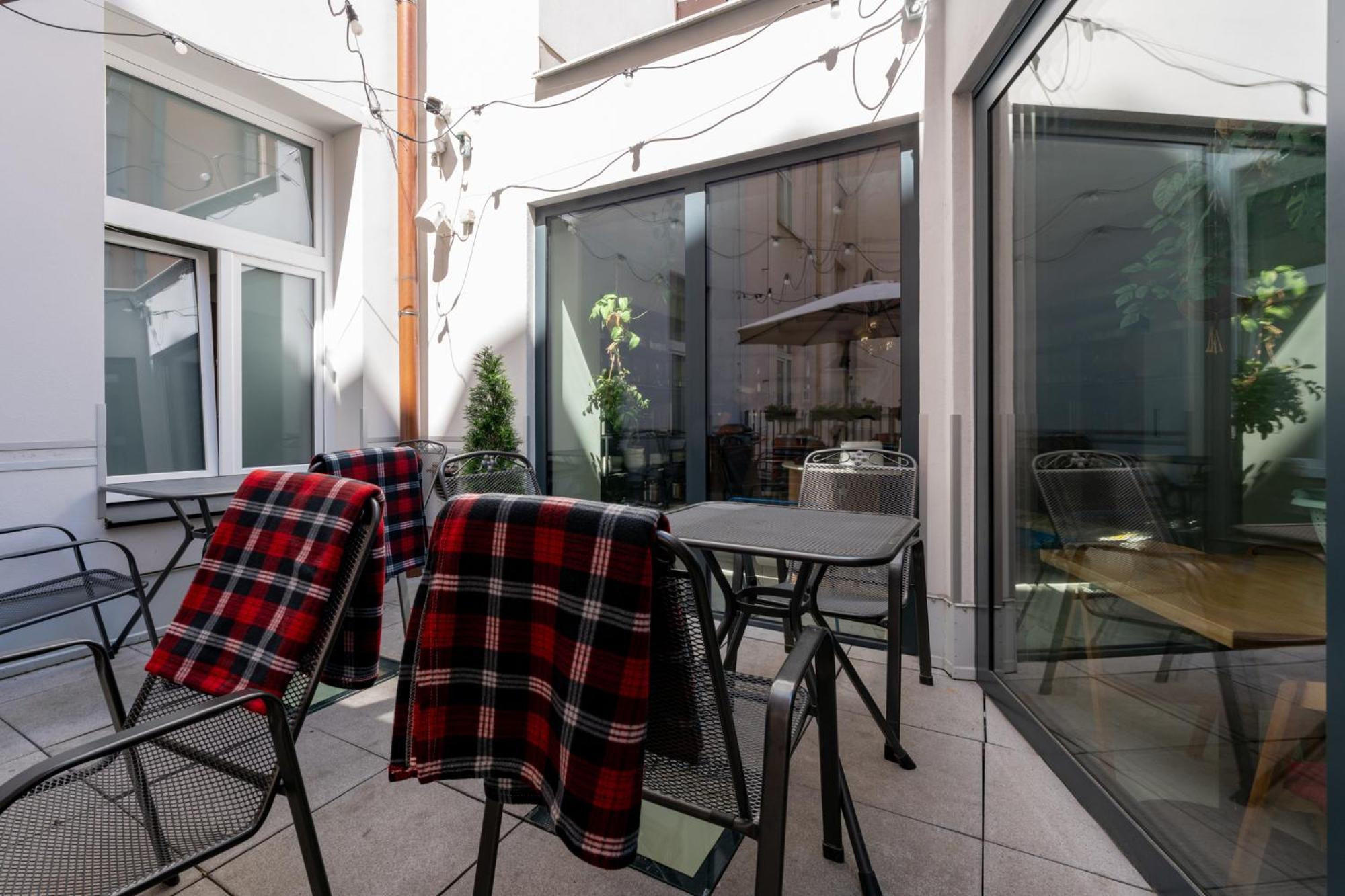 Hostel Luma Terra Prague